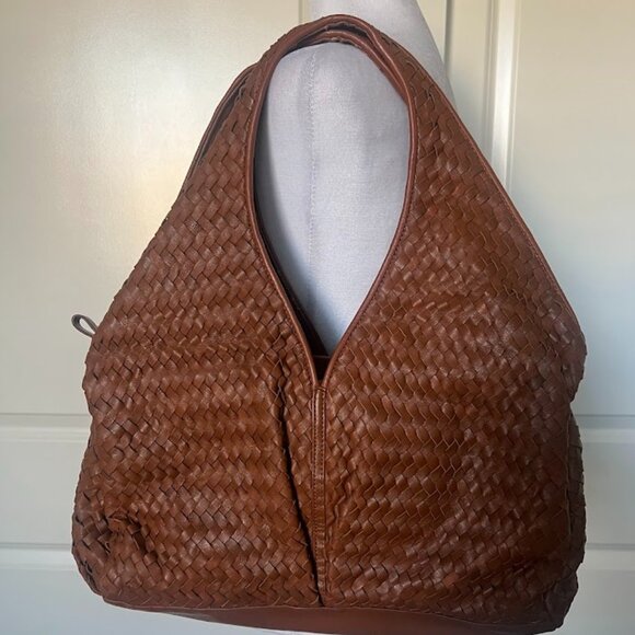 Sondra Roberts Handbags - Sondra Roberts Brown Basketweave Hobo Shoulder Bag Purse